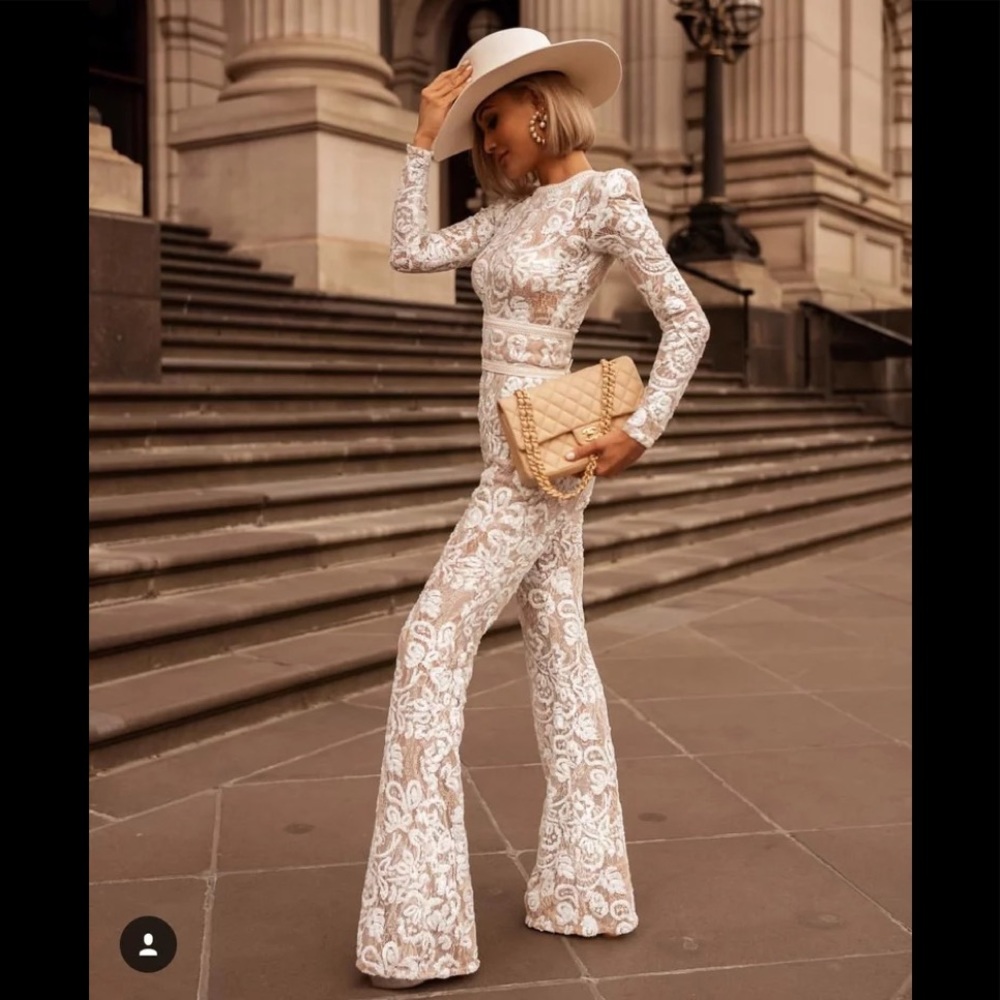 Bella Erá White Ecru Jumpsuit In Embroidered Lace - Picture 5 of 12